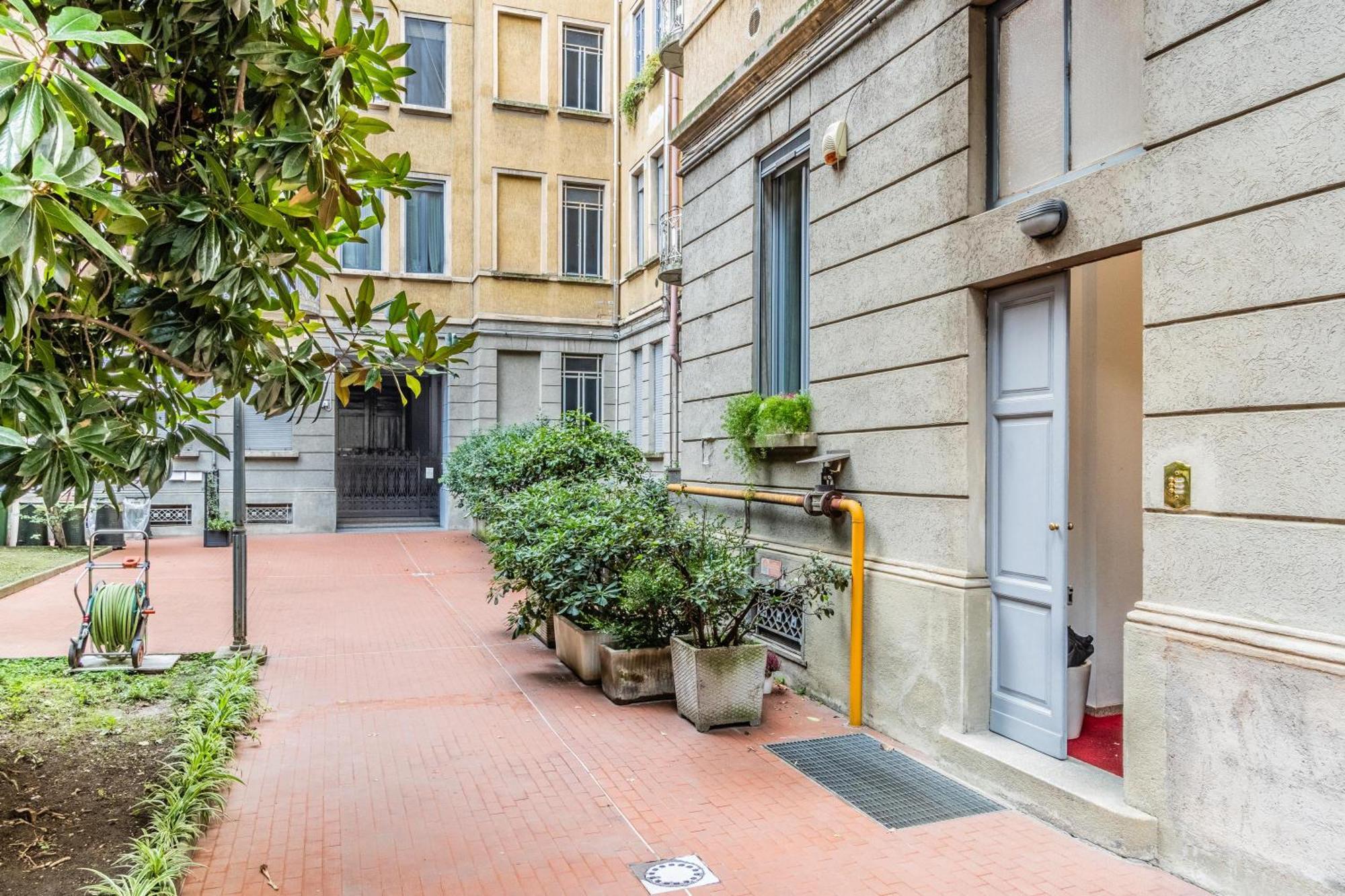 Goldoni House - Duomo 2 K M - Porta Venezia - Linate Lejlighed Milano Eksteriør billede
